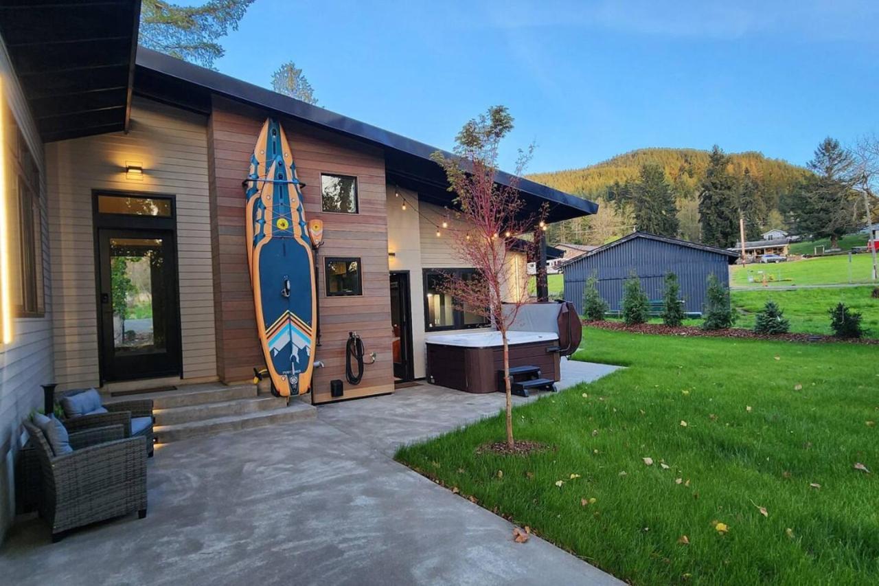 Luxe Lake Cabin Hot Tub Grill Firepit Ev Charger Onalaska Exterior photo